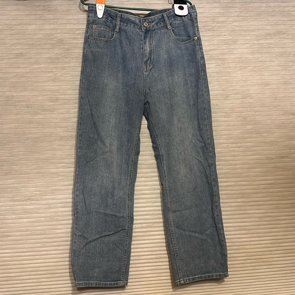 SHEIN, Size Large, Straight Leg Light Wash Jeans